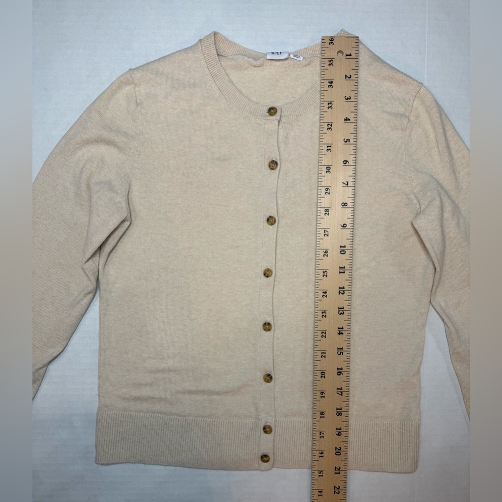 GAP Crewneck Cardigan Long Sleeve Light Oat Heather Size S - Picture 6 of 14
